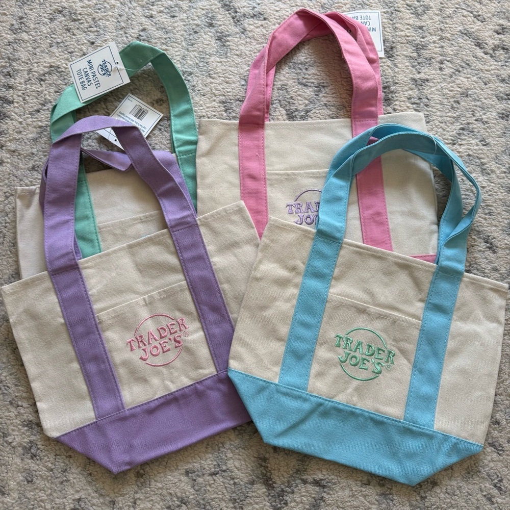 Trader Joe's Canvas Tote Bag Set of 4